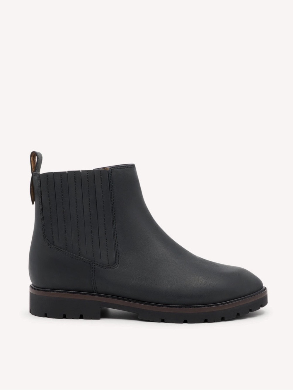 FRANKIE4 Sage Black Leather Chelsea Lug Sole Ankle Boots 9